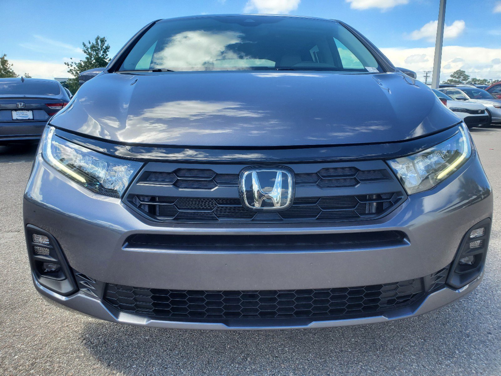 New 2026 Honda Odyssey EX-L image 3