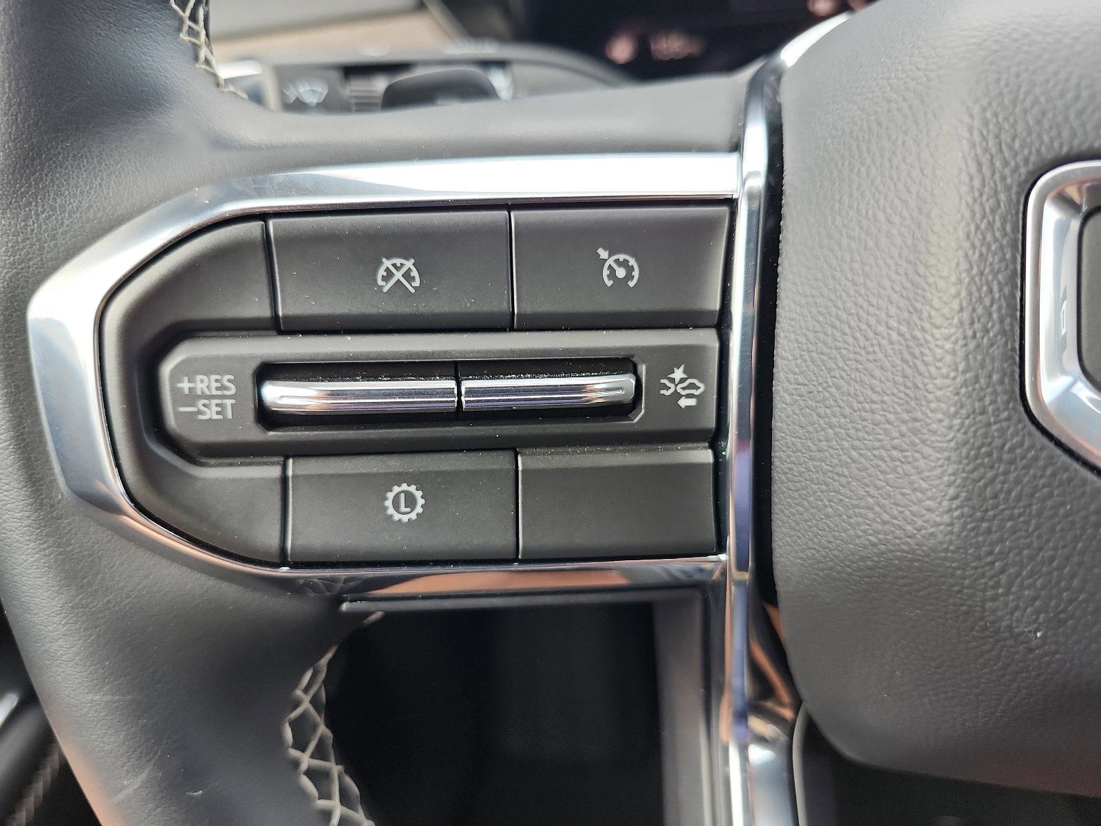 Certified 2025 GMC Acadia Denali image 21