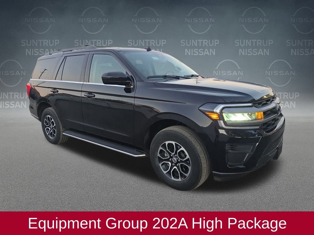 Used 2023 Ford Expedition XLT image 10