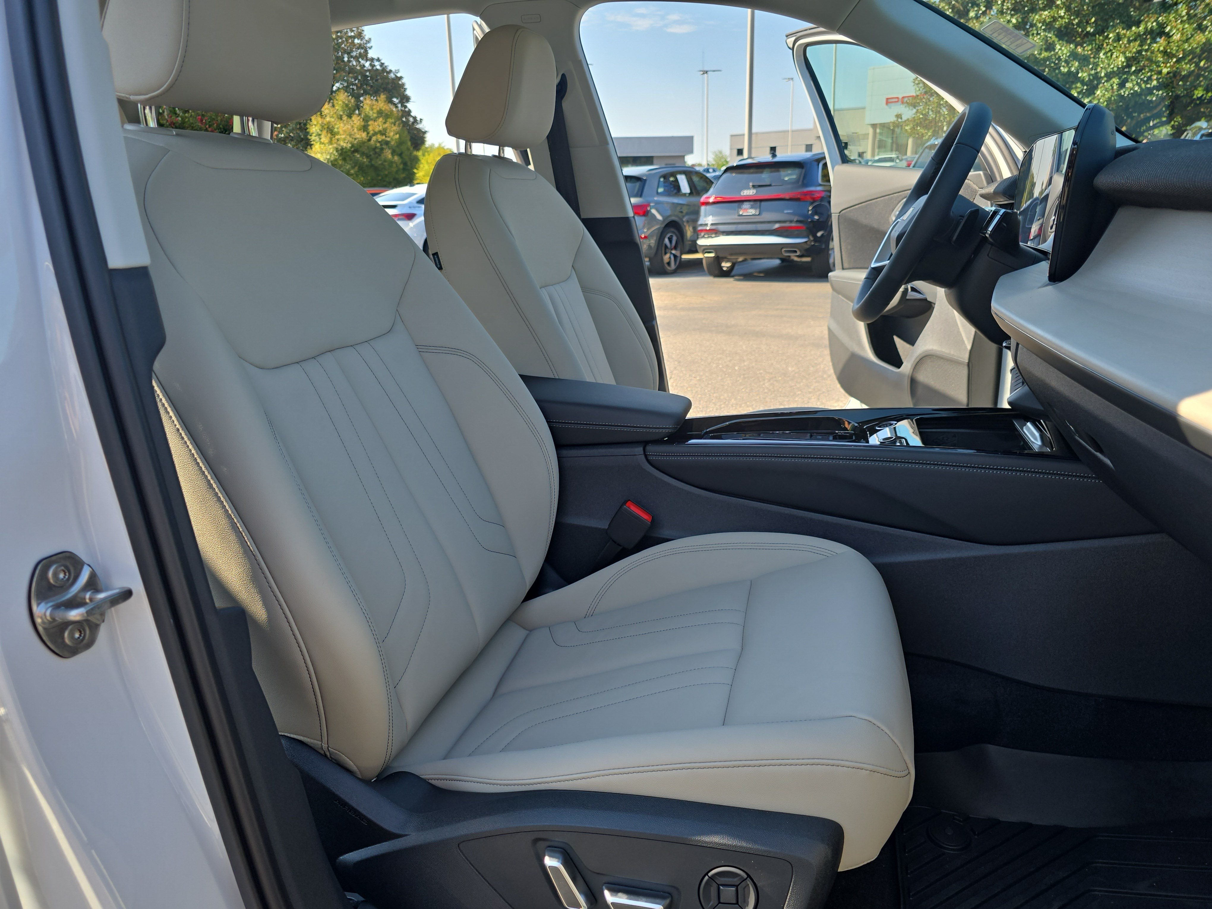 New 2026 Audi Q3 quattro 2.0T AWD/4WD image 10
