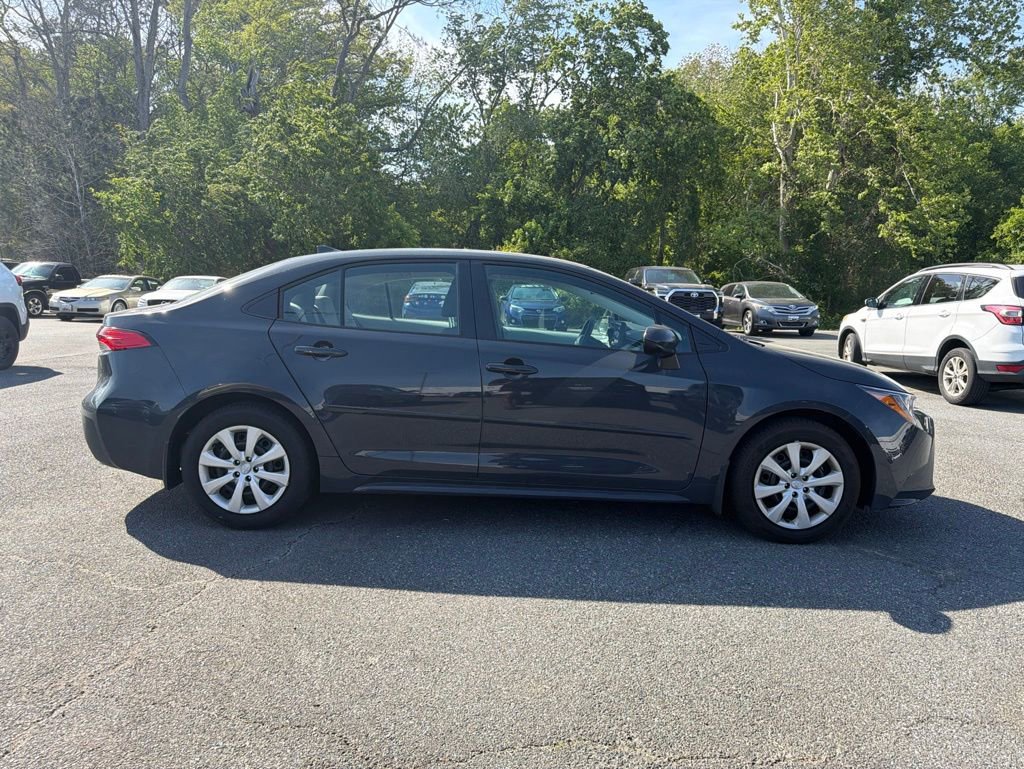 Used 2026 Toyota Corolla LE FWD image 6
