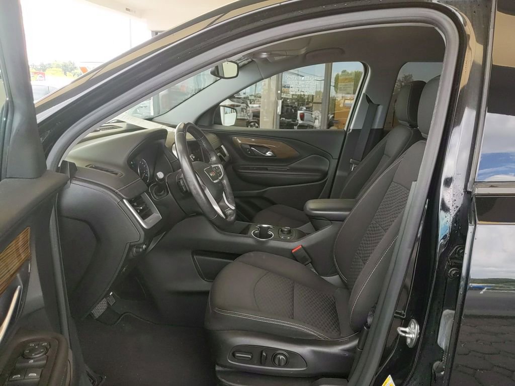 Used 2019 GMC Terrain SLE w/ Driver Convenience Package FWD image 12
