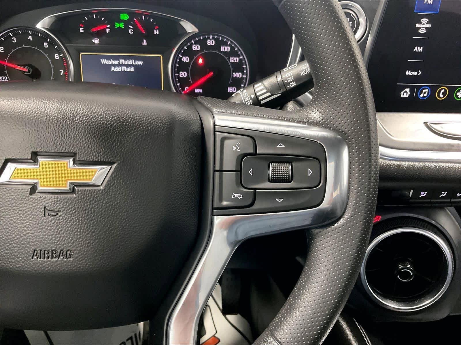 Used 2025 Chevrolet Blazer LT AWD/4WD image 23