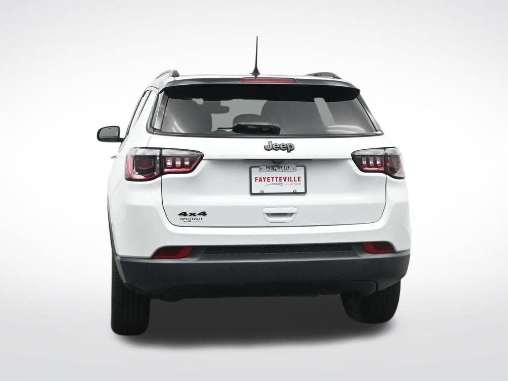 Used 2023 Jeep Compass Latitude AWD/4WD image 9