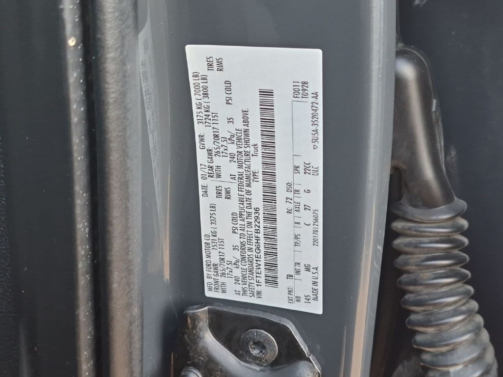 Used 2017 Ford F150 XLT AWD/4WD image 32