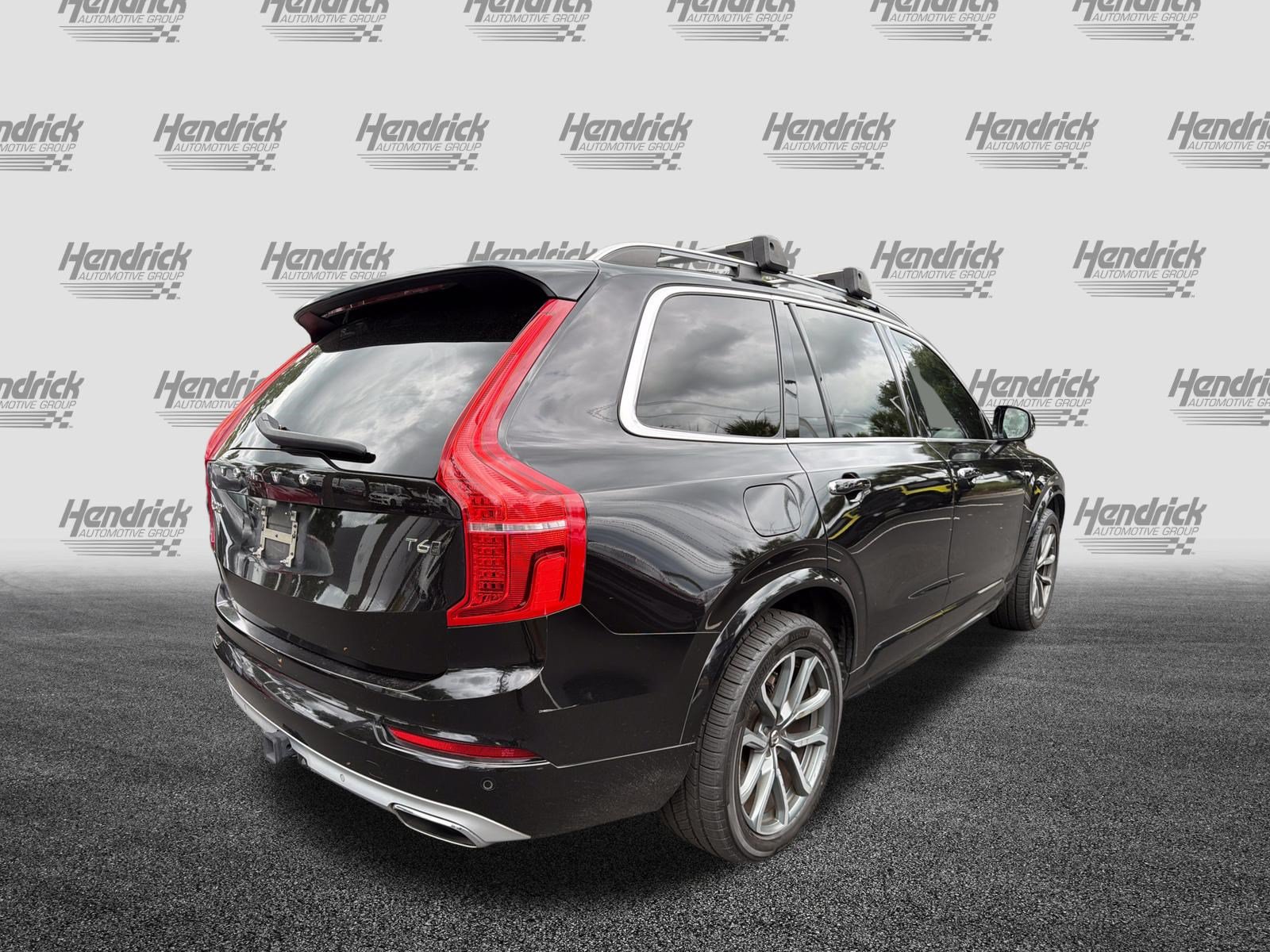 Used 2019 Volvo XC90 T6 Momentum w/ Protection Package AWD/4WD image 9