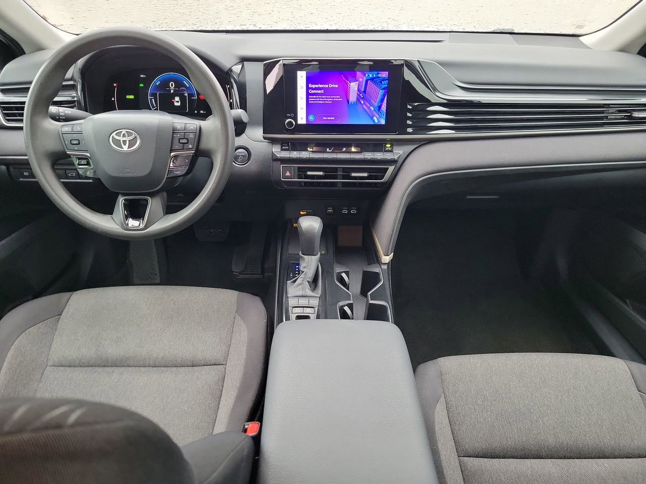 Used 2025 Toyota Camry LE image 13