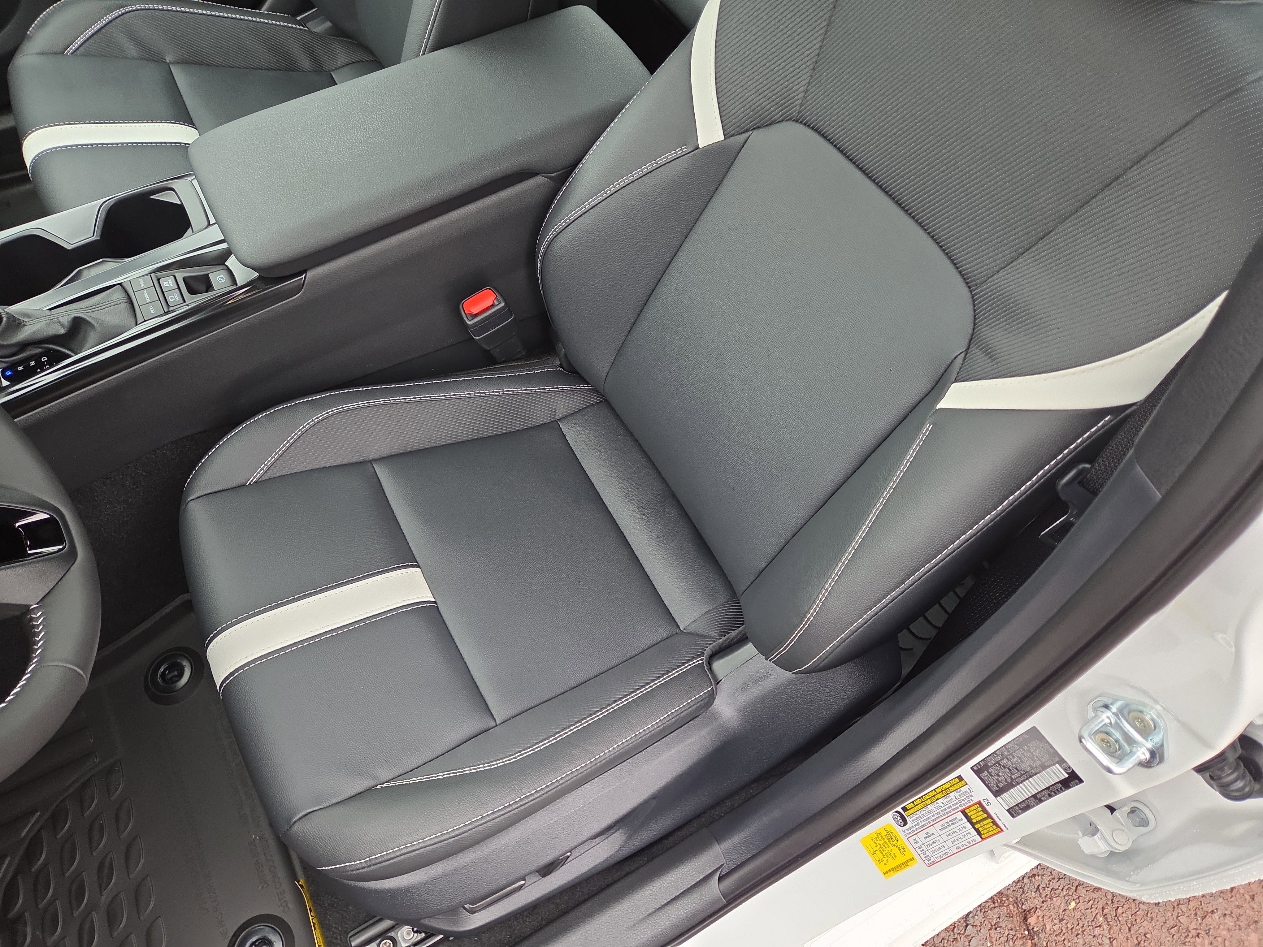 Certified 2026 Toyota Camry SE FWD image 13