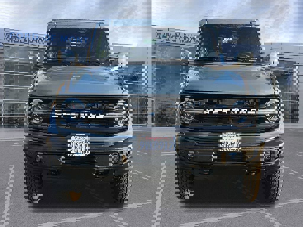 Used 2025 Ford Bronco Outer Banks image 8