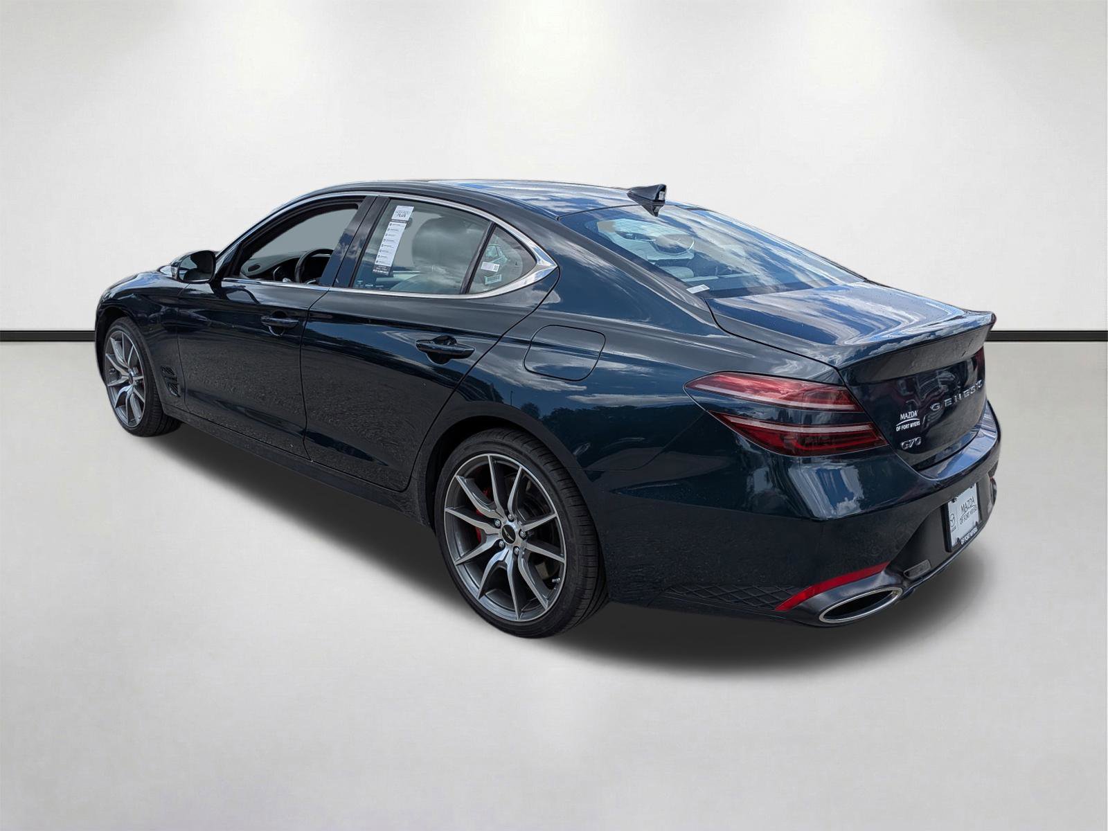 Used 2025 Genesis G70 2.5T RWD image 6