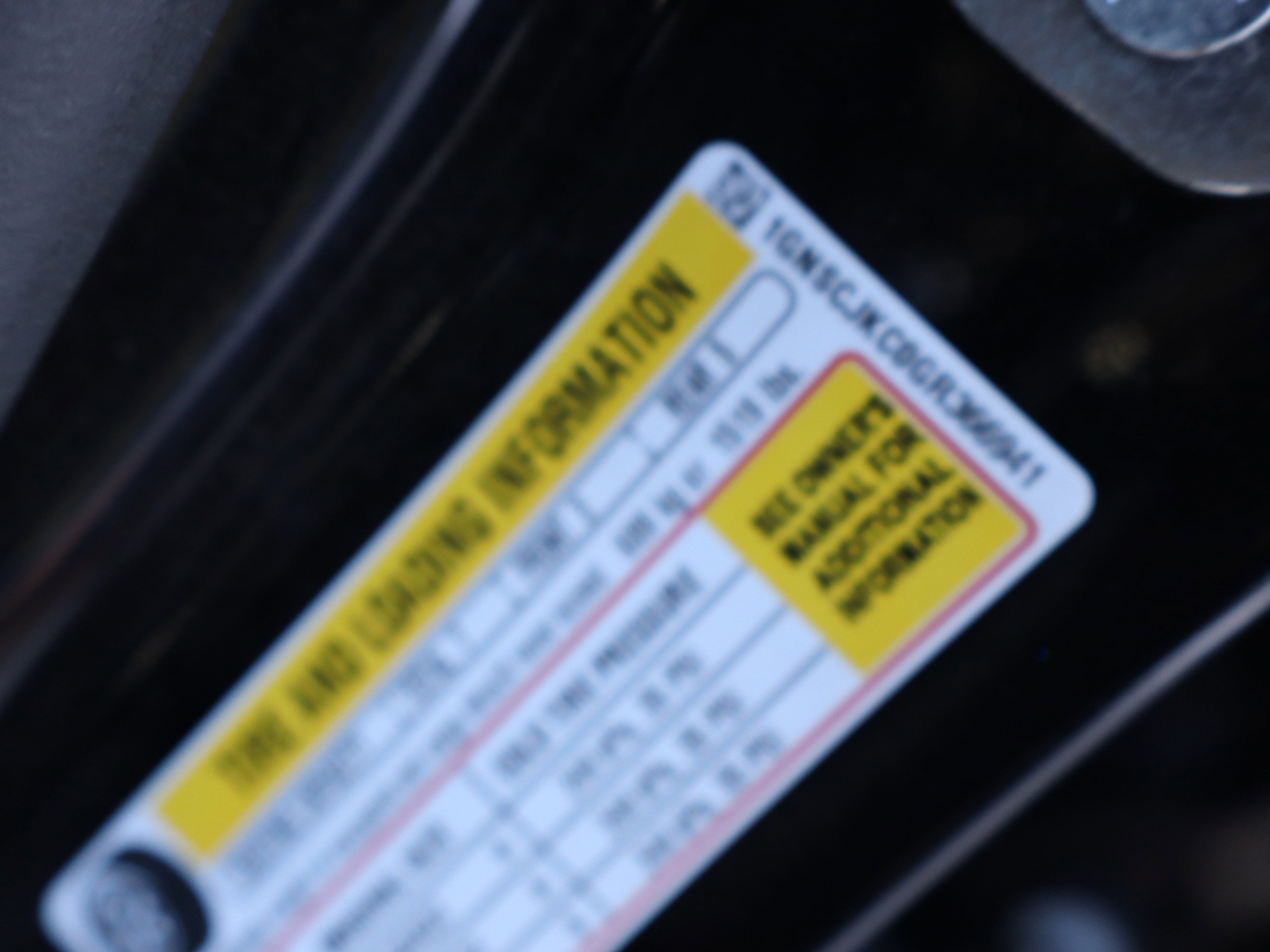 Used 2016 Chevrolet Suburban LTZ RWD image 23