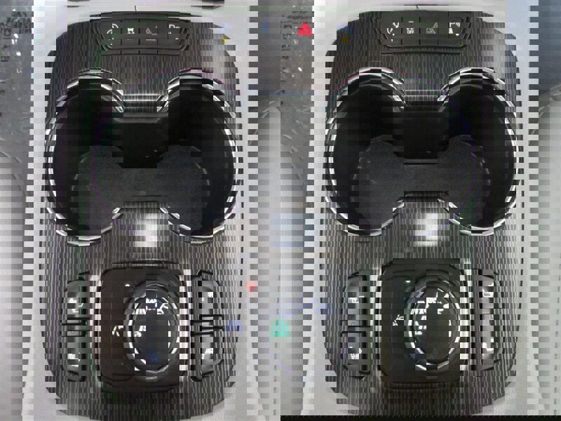 Used 2023 GMC Acadia SLT image 41