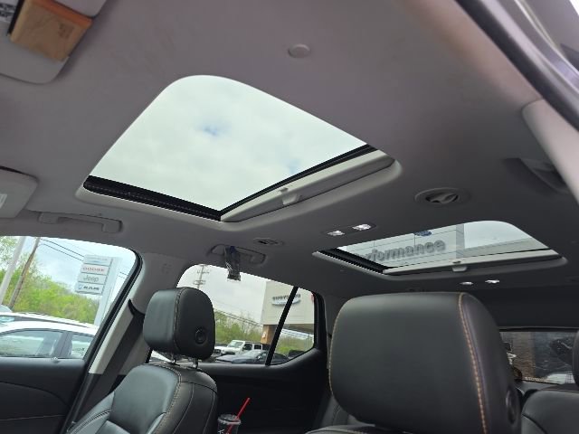 Used 2020 Chevrolet Traverse RS AWD/4WD image 14