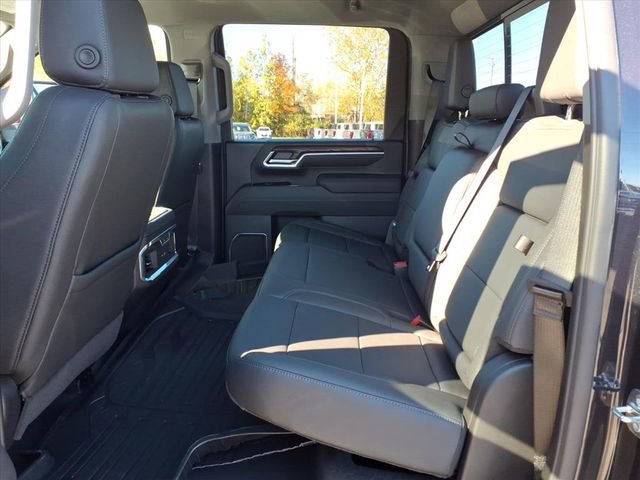 New 2026 GMC Sierra 3500 SLT w/ SLT Premium Package image 18