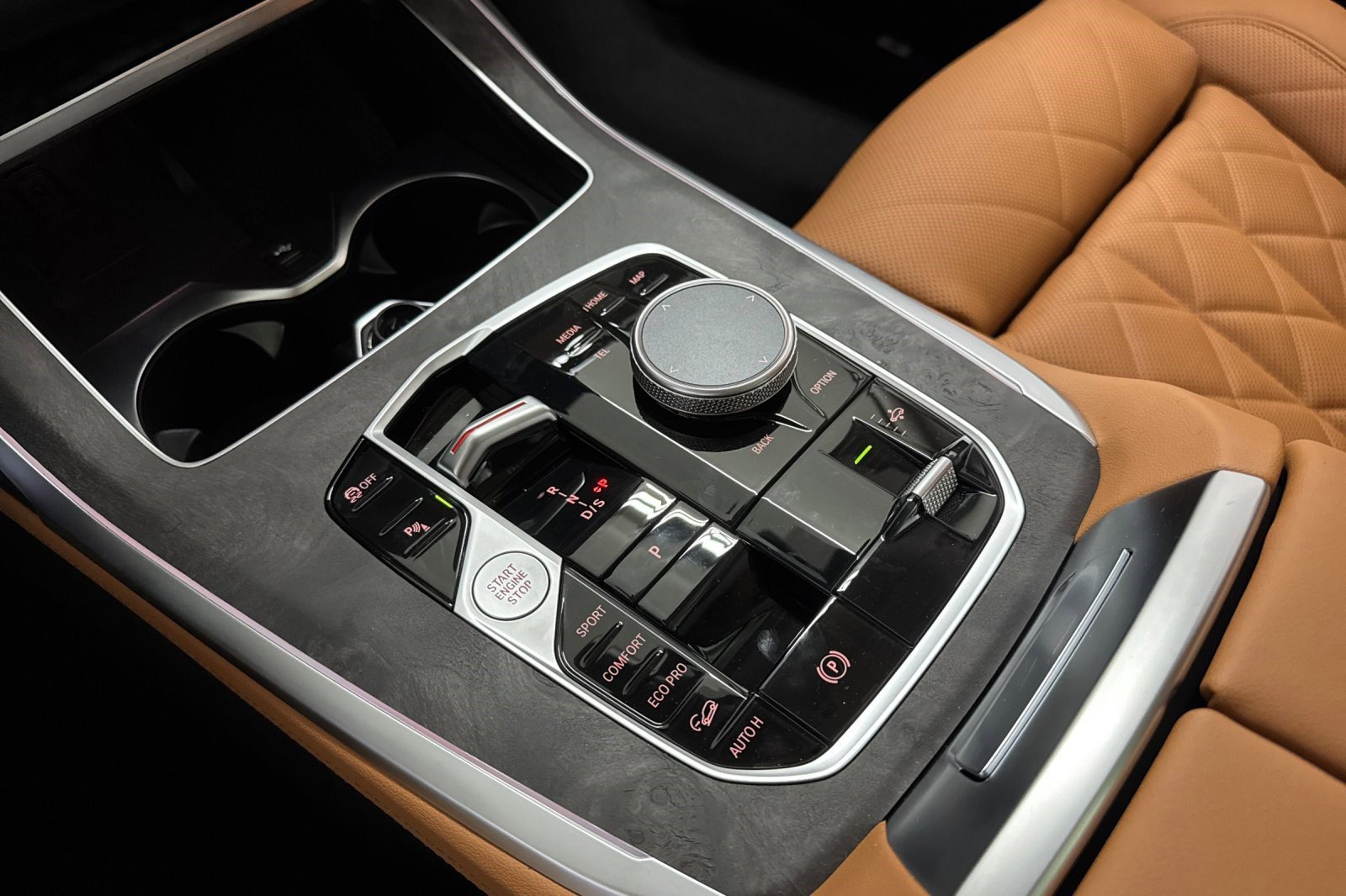 New 2026 BMW X7 xDrive40i w/ Premium Package image 17