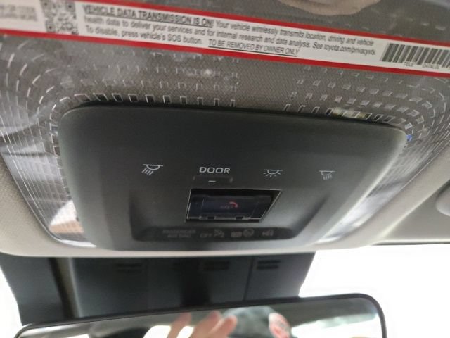 New 2026 Toyota Prius XLE FWD image 23