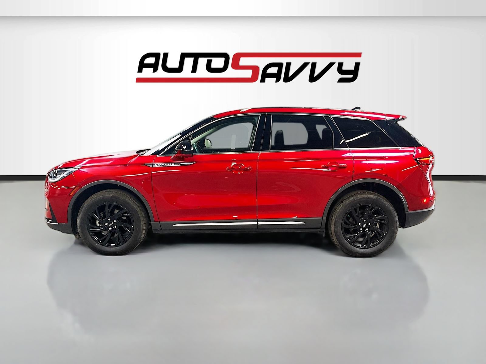 Used 2024 Lincoln Corsair AWD w/ Equipment Group 101A image 4