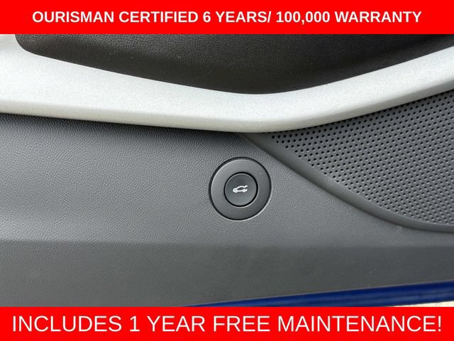 Used 2022 Chevrolet Camaro LT RWD image 18