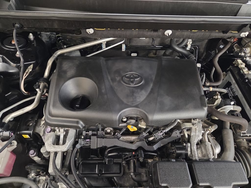 Used 2019 Toyota RAV4 Limited w/ Advanced Technology Package AWD/4WD image 32