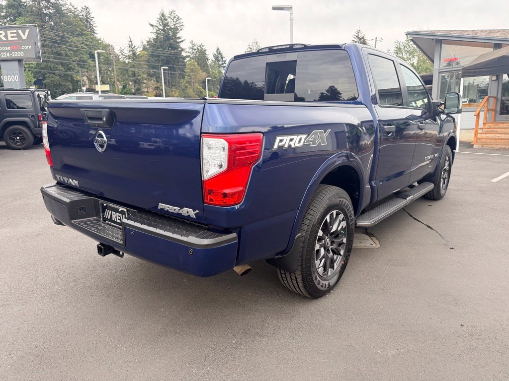 Used 2018 Nissan Titan PRO-4X AWD/4WD image 5