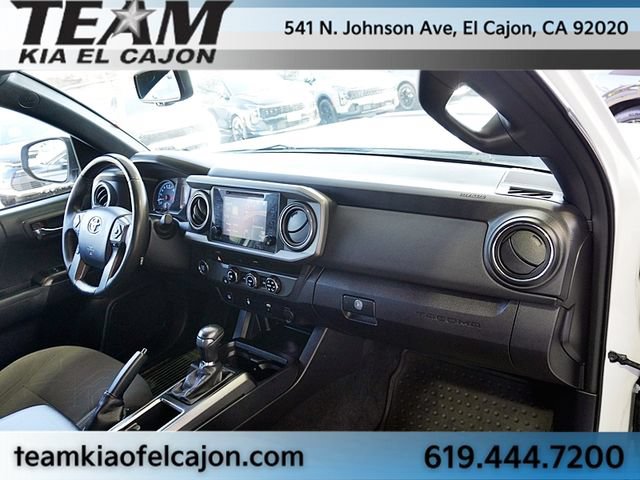 Used 2016 Toyota Tacoma TRD Sport w/ Towing Package RWD image 10