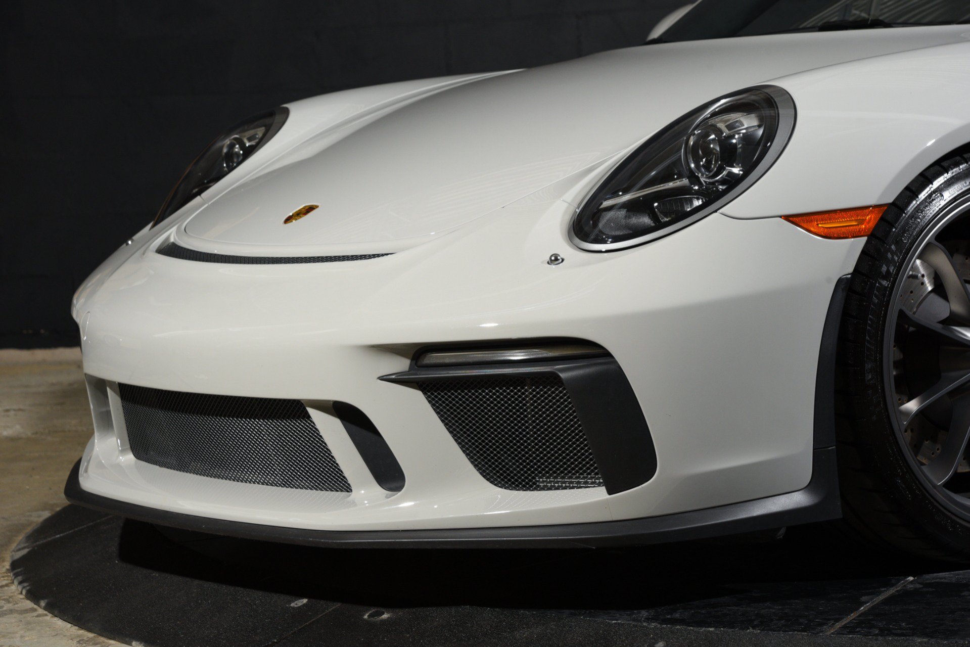 Used 2019 Porsche 911 GT3 RWD image 11