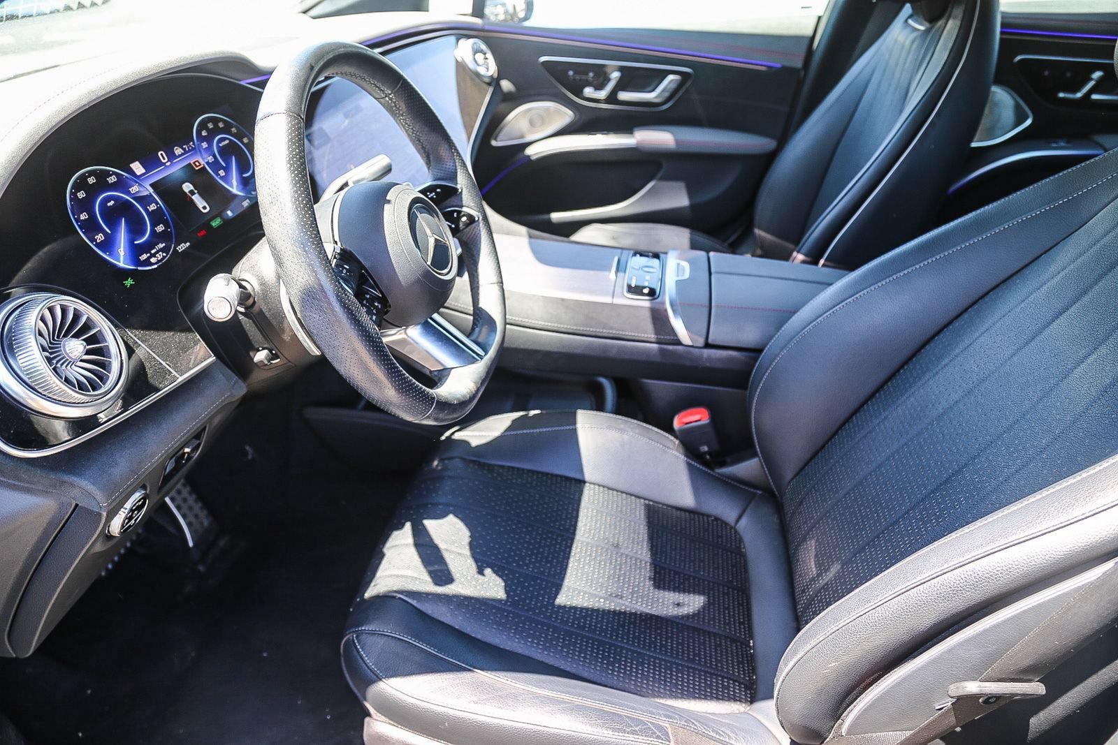 Used 2023 Mercedes-Benz EQS 580 4MATIC Sedan image 5