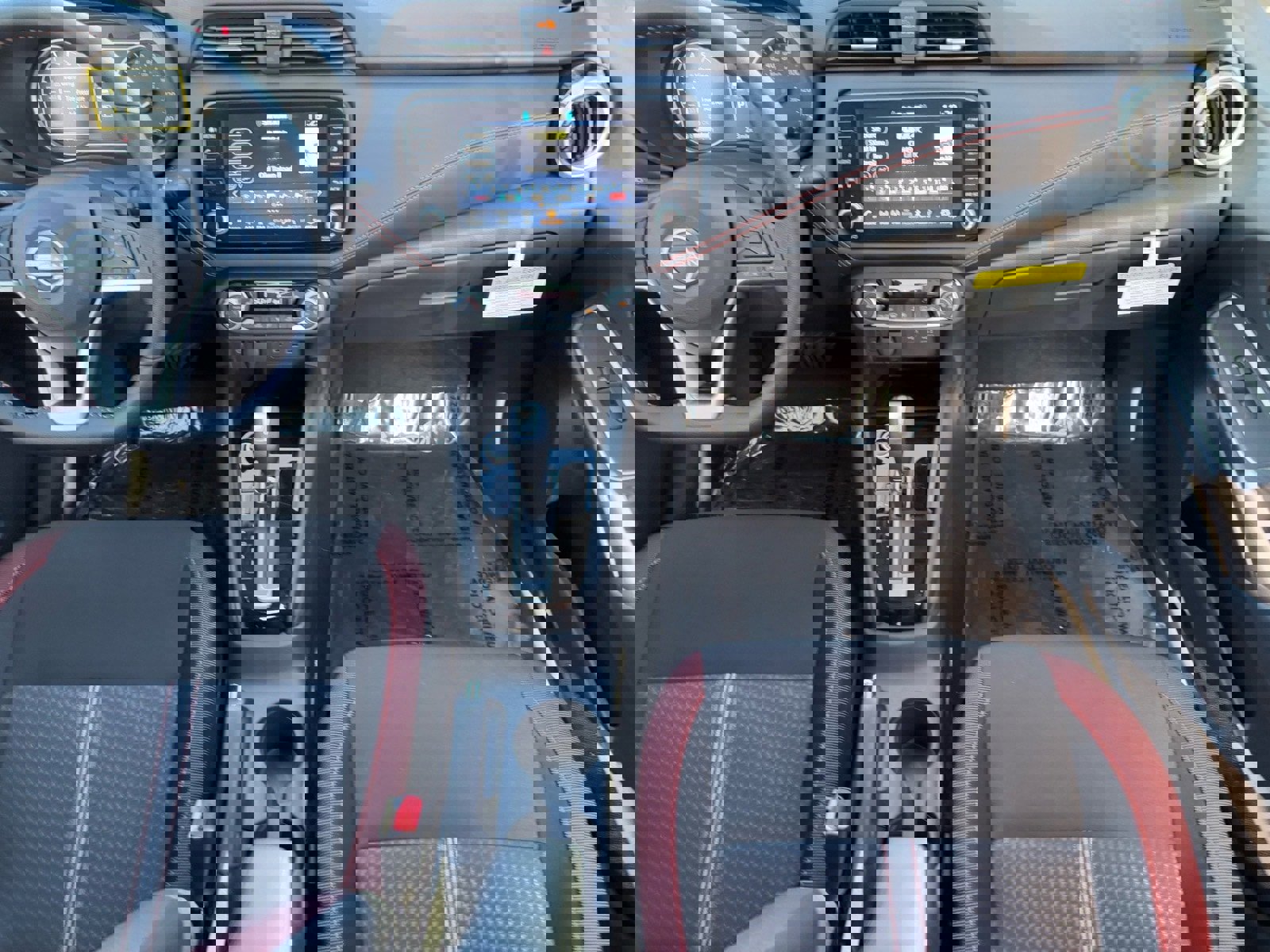 New 2025 Nissan Versa SR w/ Trunk Package image 16