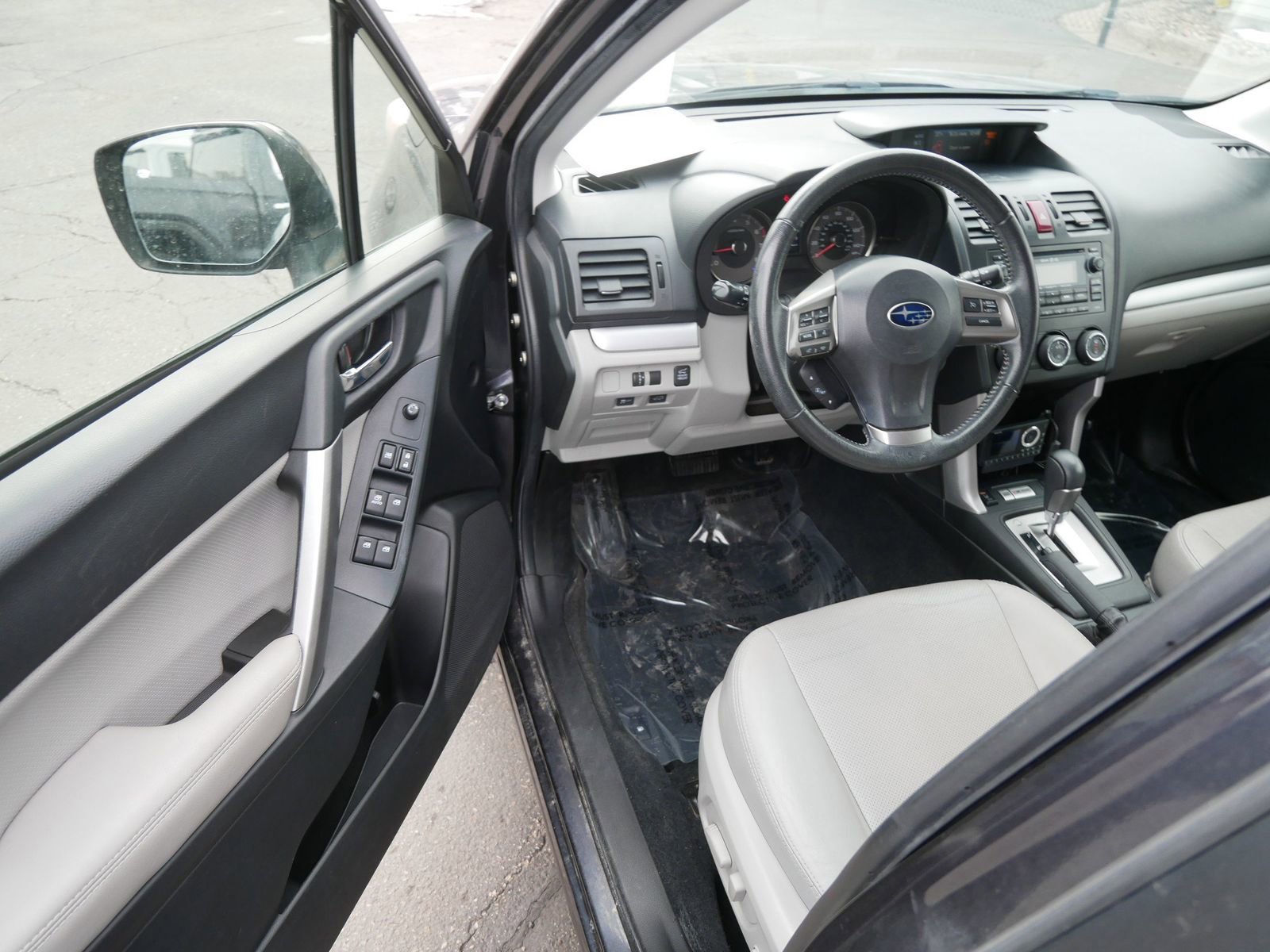 Used 2015 Subaru Forester 2.5i Limited w/ Popular Package #2 image 9