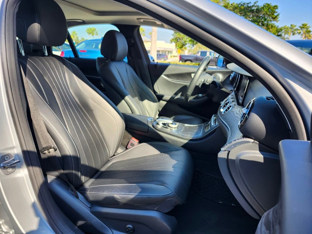 Used 2018 Mercedes-Benz E 300 E 300 image 16