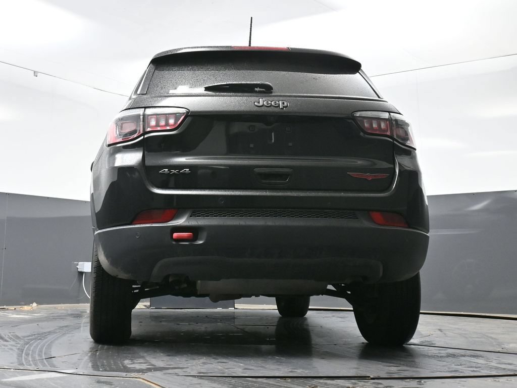 Used 2024 Jeep Compass Trailhawk AWD/4WD image 30