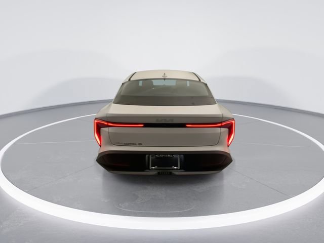 Used 2025 Kia K4 LXS image 5