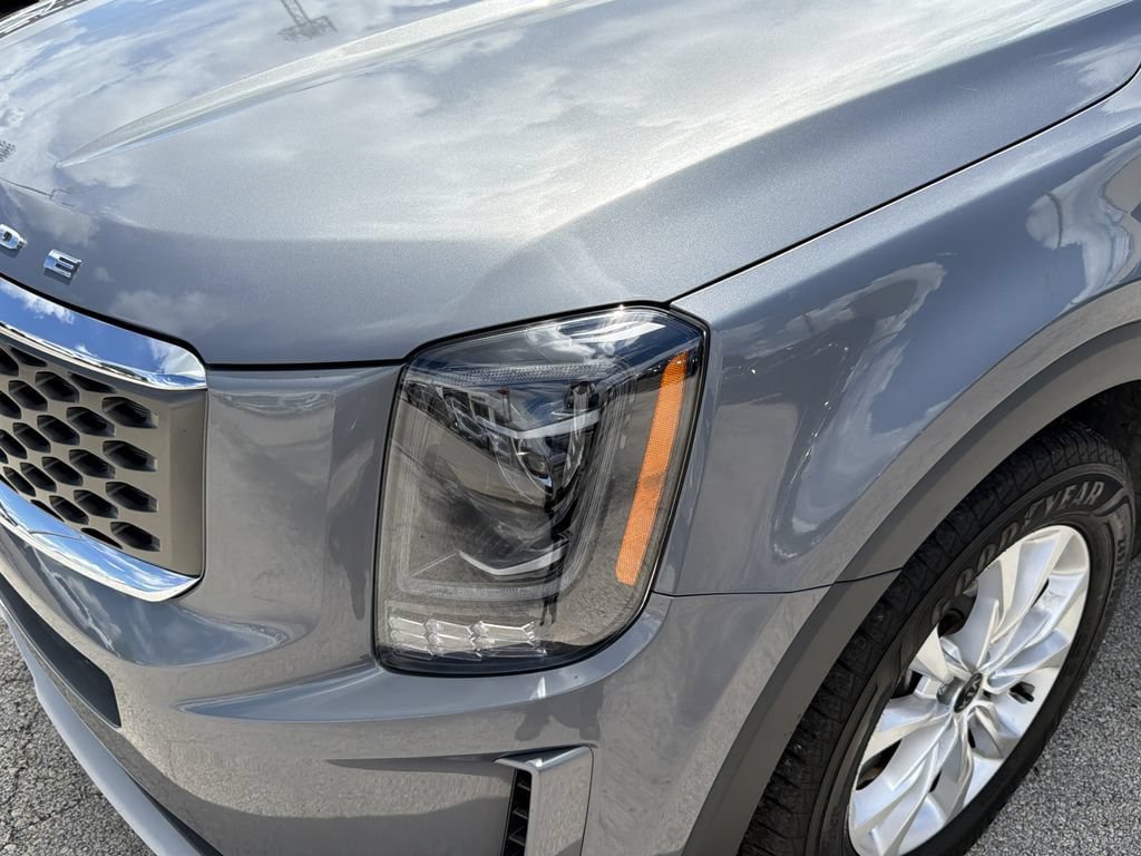 Used 2020 Kia Telluride LX FWD image 8