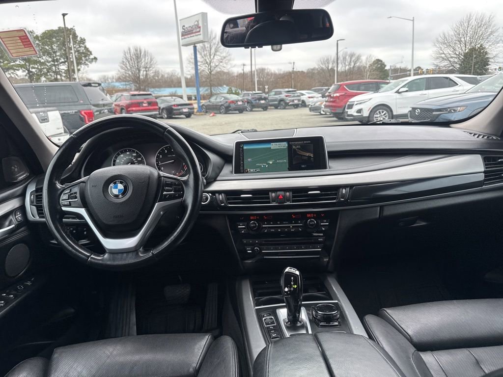 Used 2015 BMW X5 xDrive50i image 10
