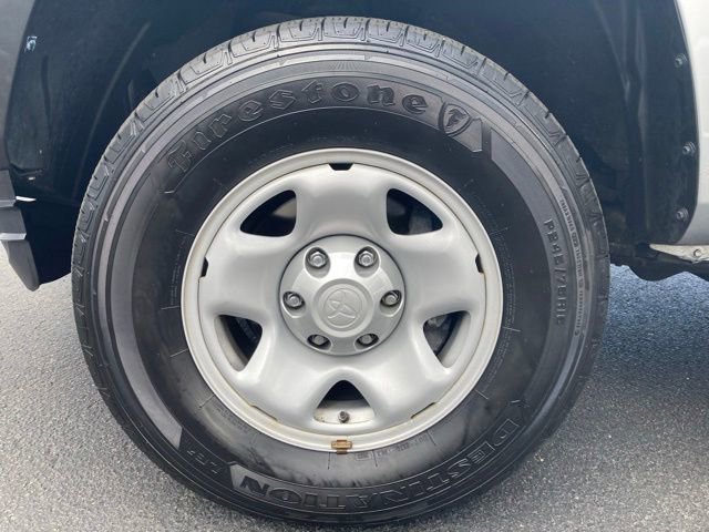 Certified 2023 Toyota Tacoma SR AWD/4WD image 13