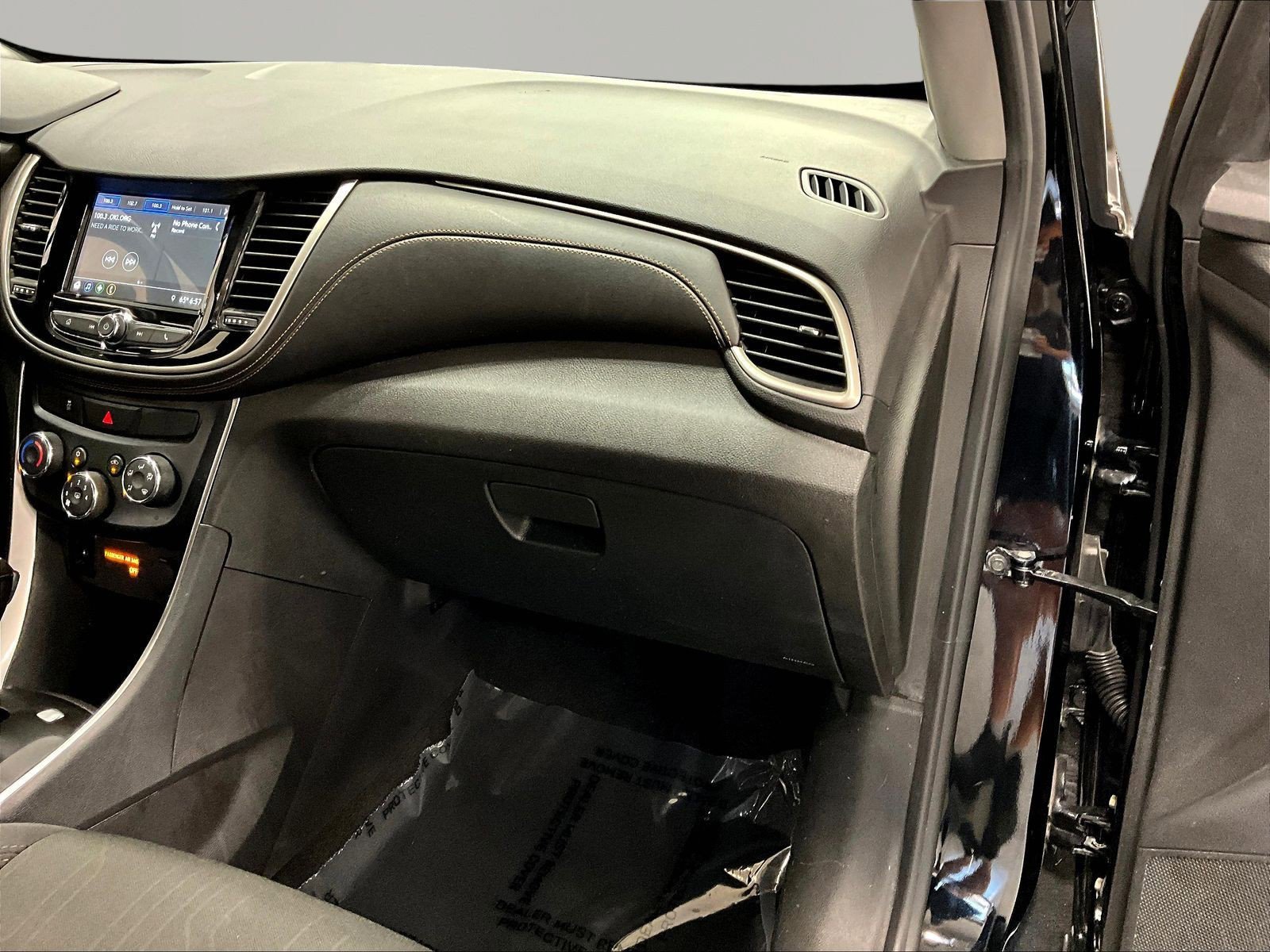 Used 2019 Chevrolet Trax LT FWD image 26