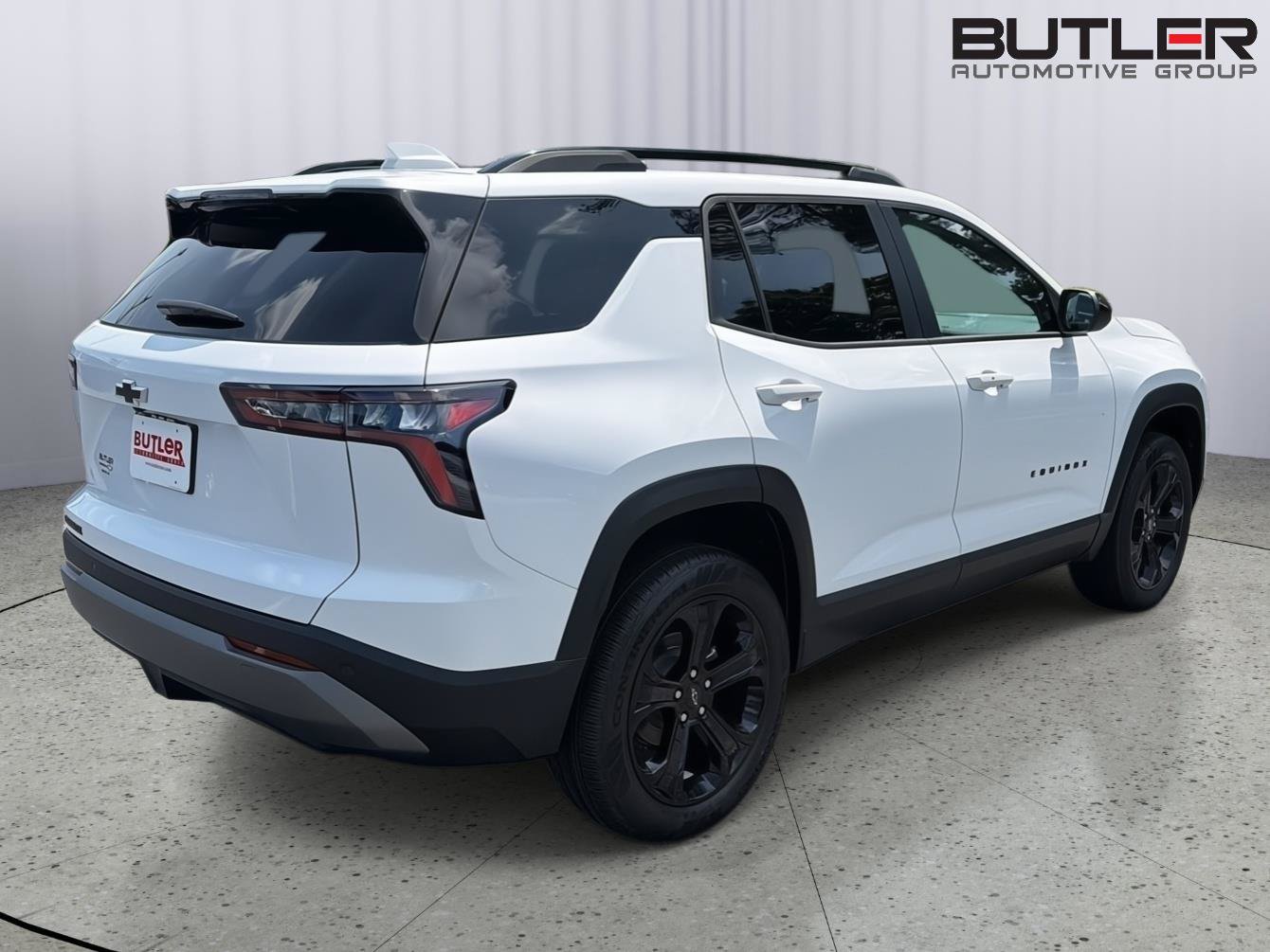 New 2026 Chevrolet Equinox LT w/ Midnight Edition FWD image 6