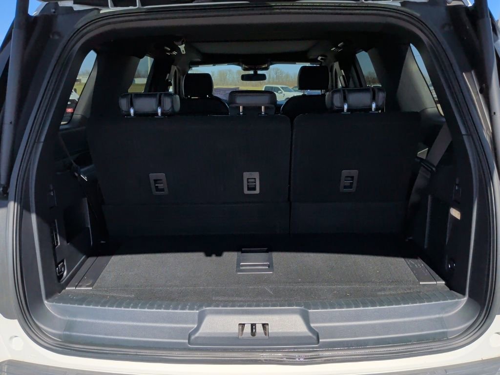 Used 2024 Ford Expedition Platinum image 44