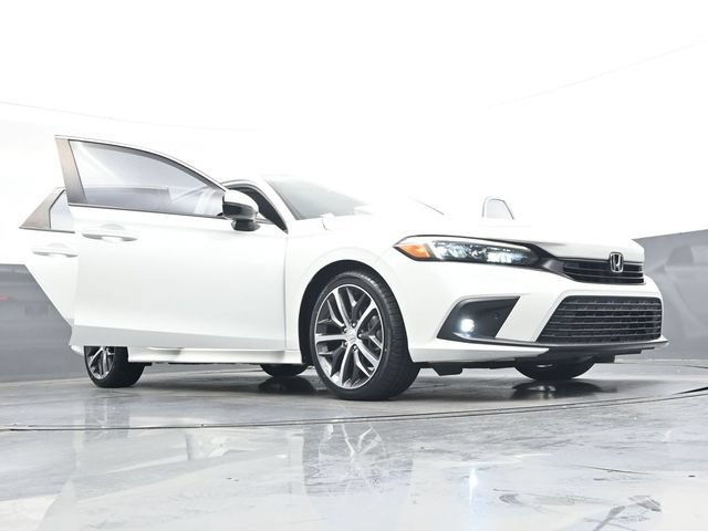 Used 2023 Honda Civic Touring image 41