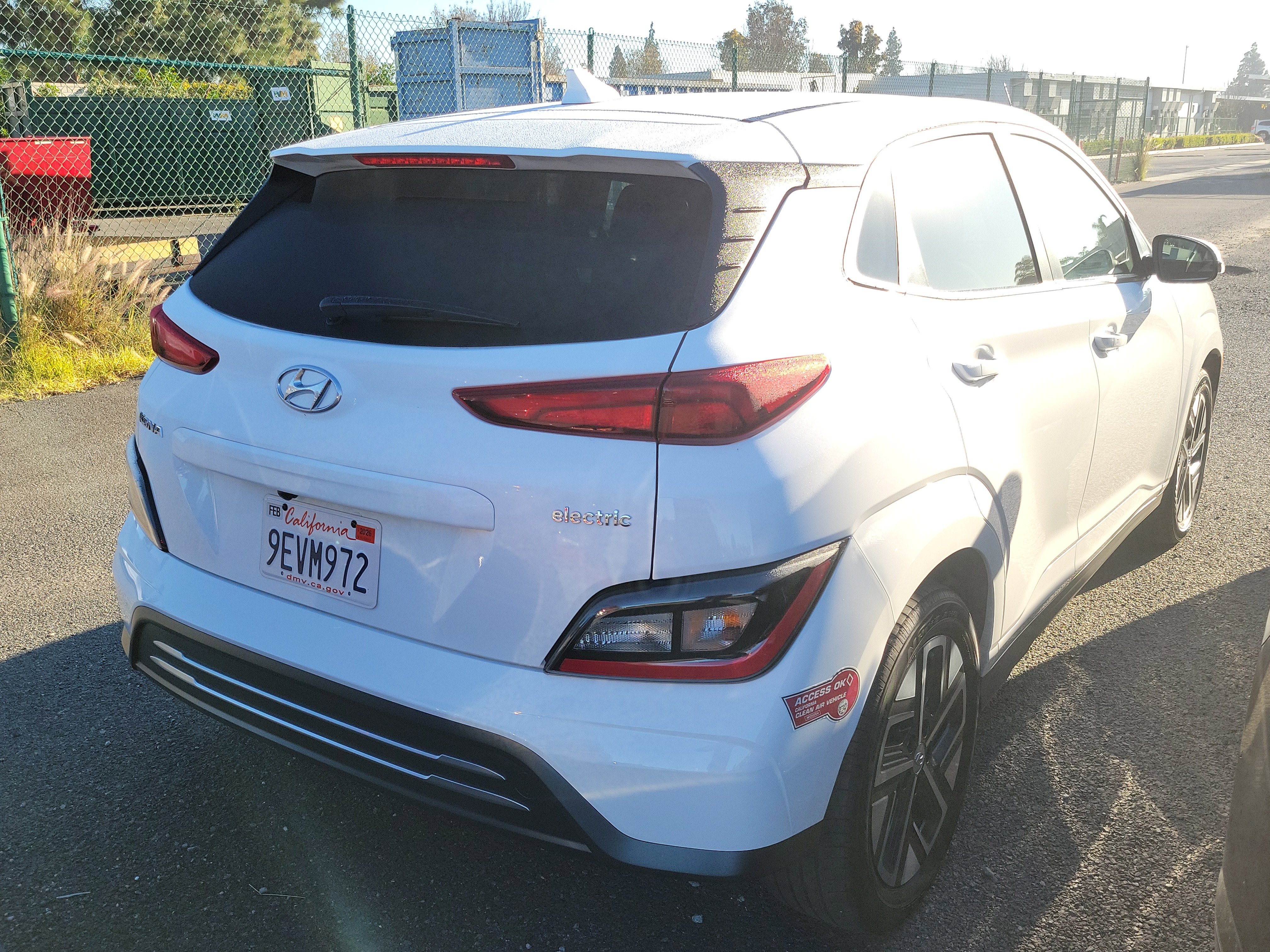 Used 2023 Hyundai Kona SEL image 4