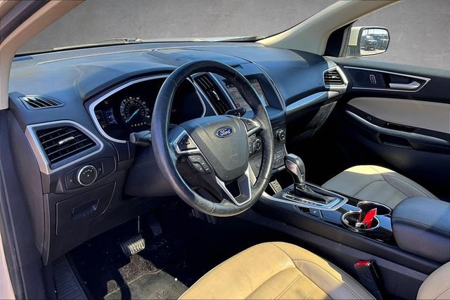 Used 2017 Ford Edge SEL w/ Equipment Group 201A image 11