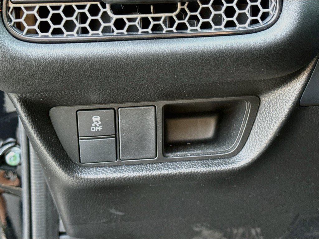 Used 2024 Honda HR-V Sport image 14