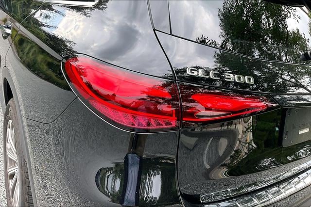 Certified 2025 Mercedes-Benz GLC 300 4MATIC image 17
