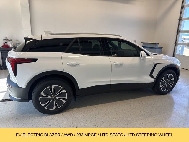New 2025 Chevrolet Blazer EV LT AWD/4WD image 2