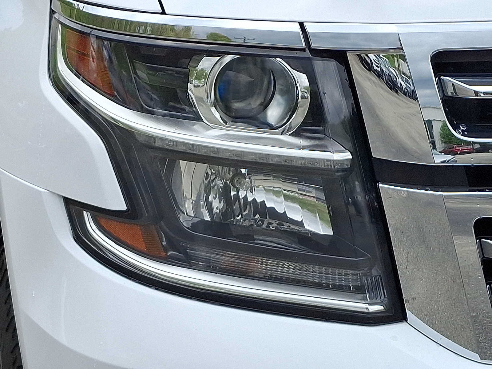 Used 2019 Chevrolet Tahoe LS w/ Max Trailering Package AWD/4WD image 9