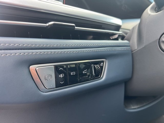 Used 2025 Cadillac Escalade IQ Luxury 2 w/ LPO, Premium Carpet Package image 18