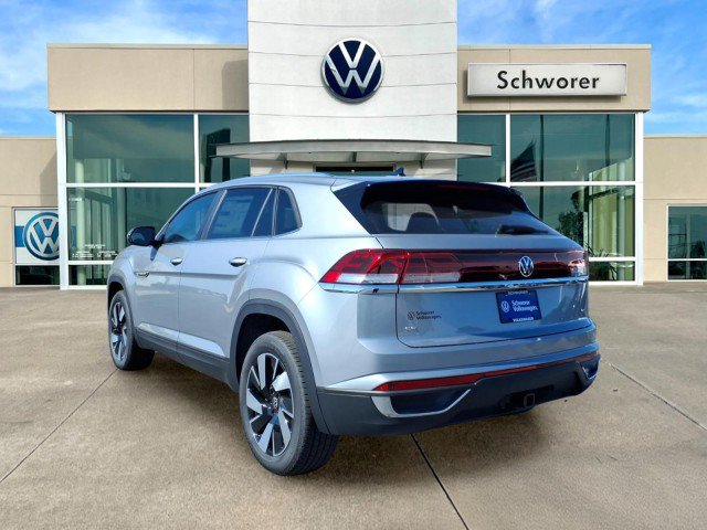 New 2026 Volkswagen Atlas Cross Sport SE AWD/4WD image 2