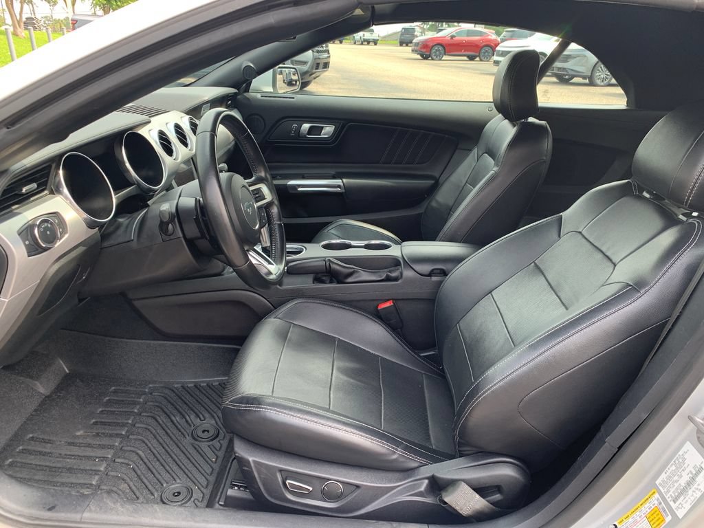 Used 2019 Ford Mustang GT Premium RWD image 19
