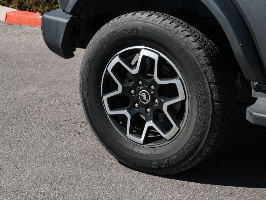 Used 2024 Ford Bronco Outer Banks AWD/4WD image 4