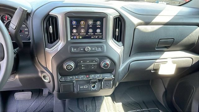 New 2026 Chevrolet Silverado 1500 Custom RWD image 17